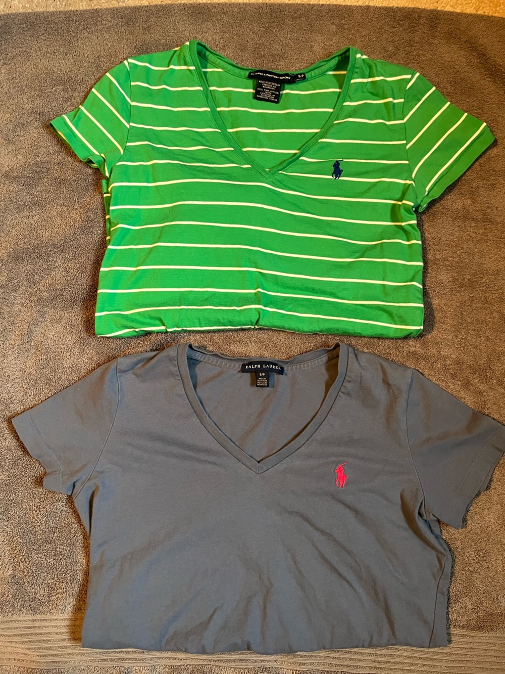 Ralph Lauren womans 100% cotton Vneck tees pony logo size small